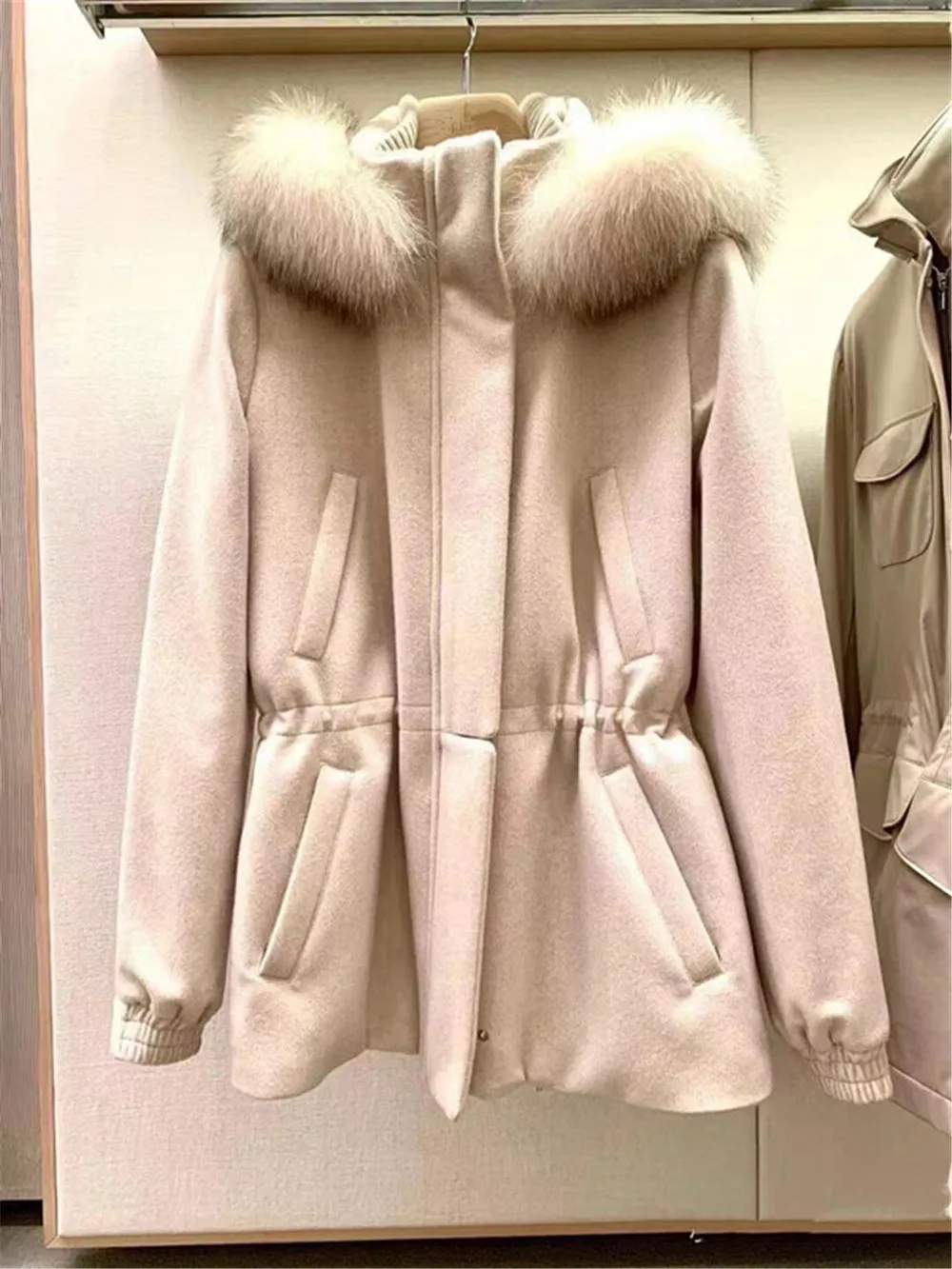 Winter New Fox Fur Collar Cashmere Jacket For Women Ski Suit Quilted Hooded Coat