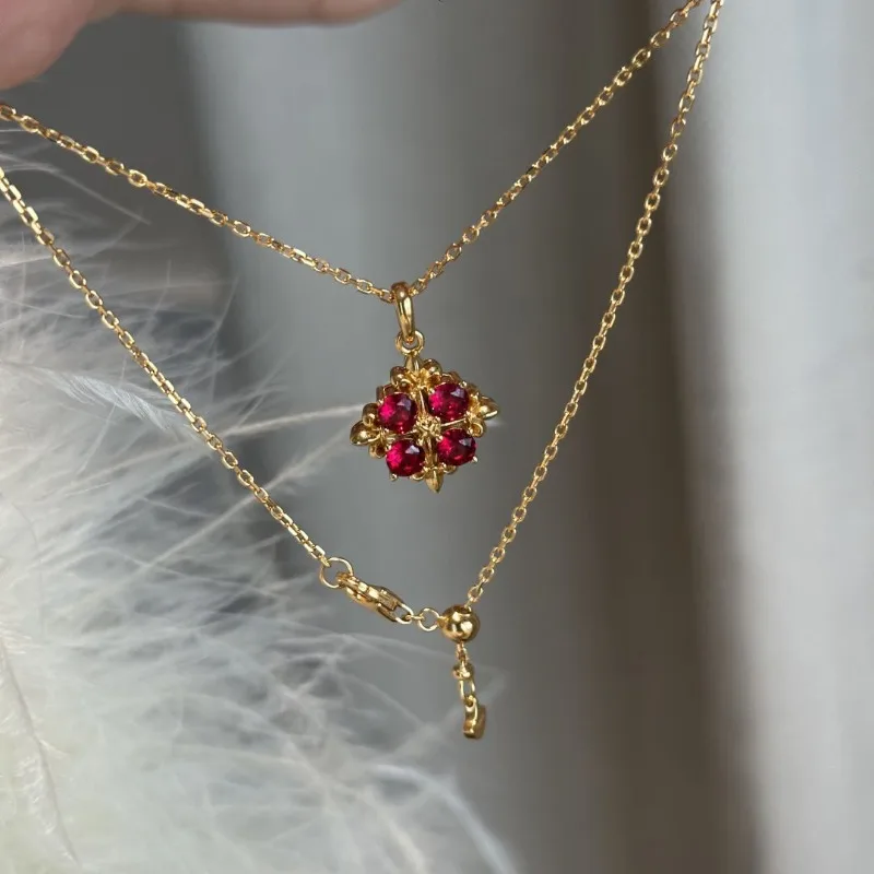 الفرنسية الرجعية الماس مجموعة الأحمر الأحجار الكريمة قلادة المرأة عالية الشعور ضوء الفاخرة تنوعا المتخصصة تصميم الترقوة سلسلة المحكمة sty
