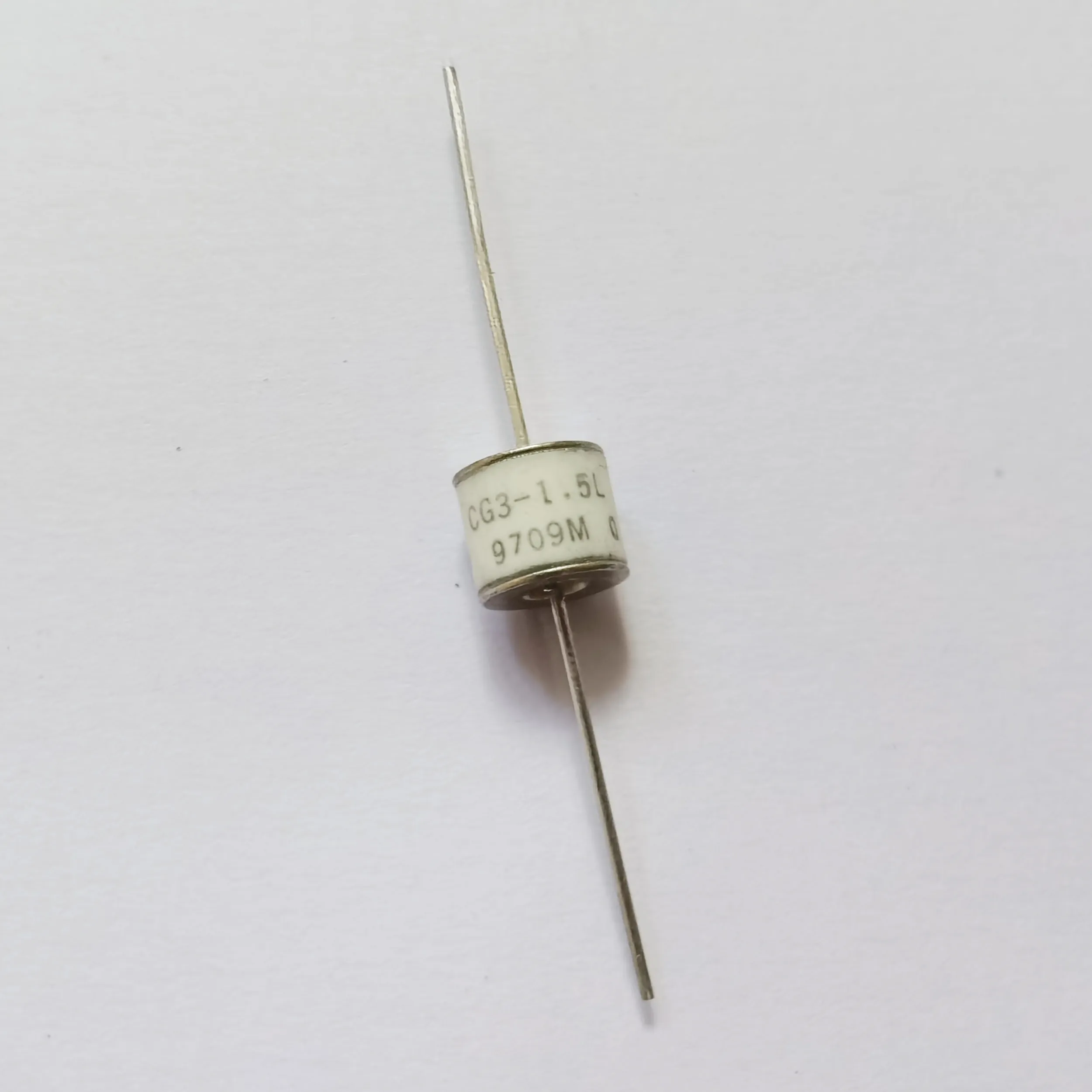 Original new 100% ceramic gas discharge tube detonator CG3-1.5L CG31.5L 2pin 1500V (Inductor)