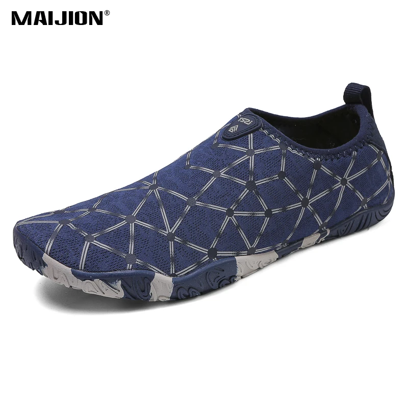 

Breathable Quick Dry Aqua Shoes Men Women Non-Slip Beach Wading Sneakers Soft Elastic Water Sports Shoes for Fishing Surfing