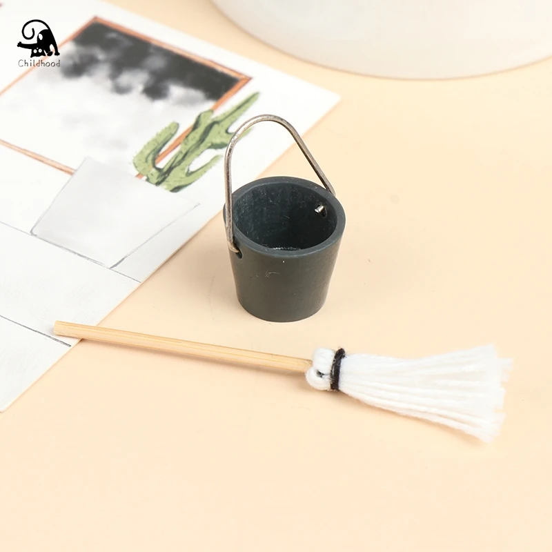 1:12 Dollhouse Miniature Resin Kitchen Garden Mop Bucket Classic Pretend Play Furniture Cute Toys Creative Gifts