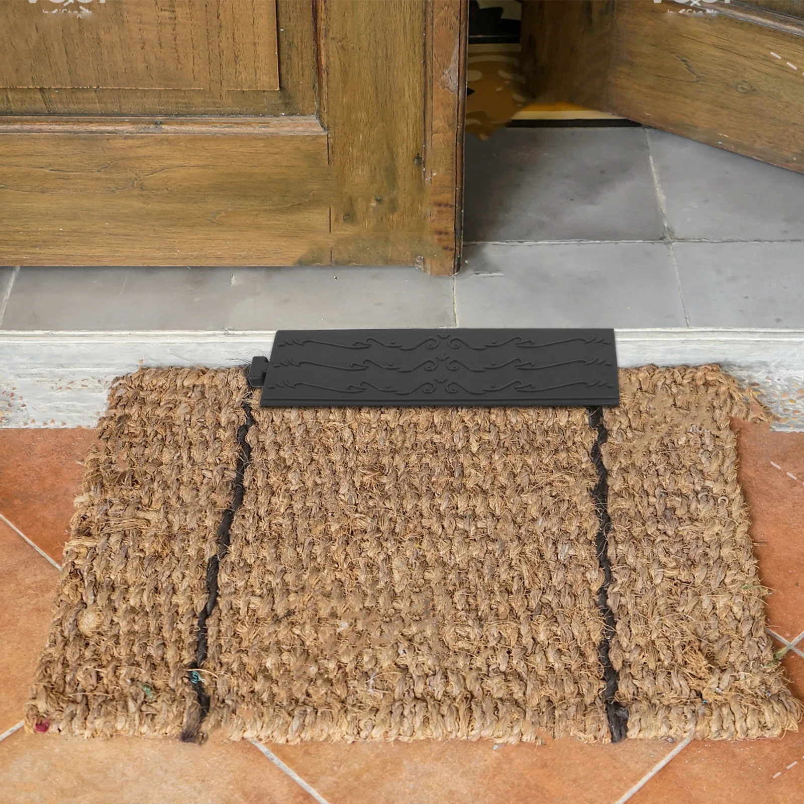 

Robot Vacuum Climbing Ramps Plastic Threshold Ramp for Doorways Anti-Slip Surface Enhanced Navigation for Garage Driveway and