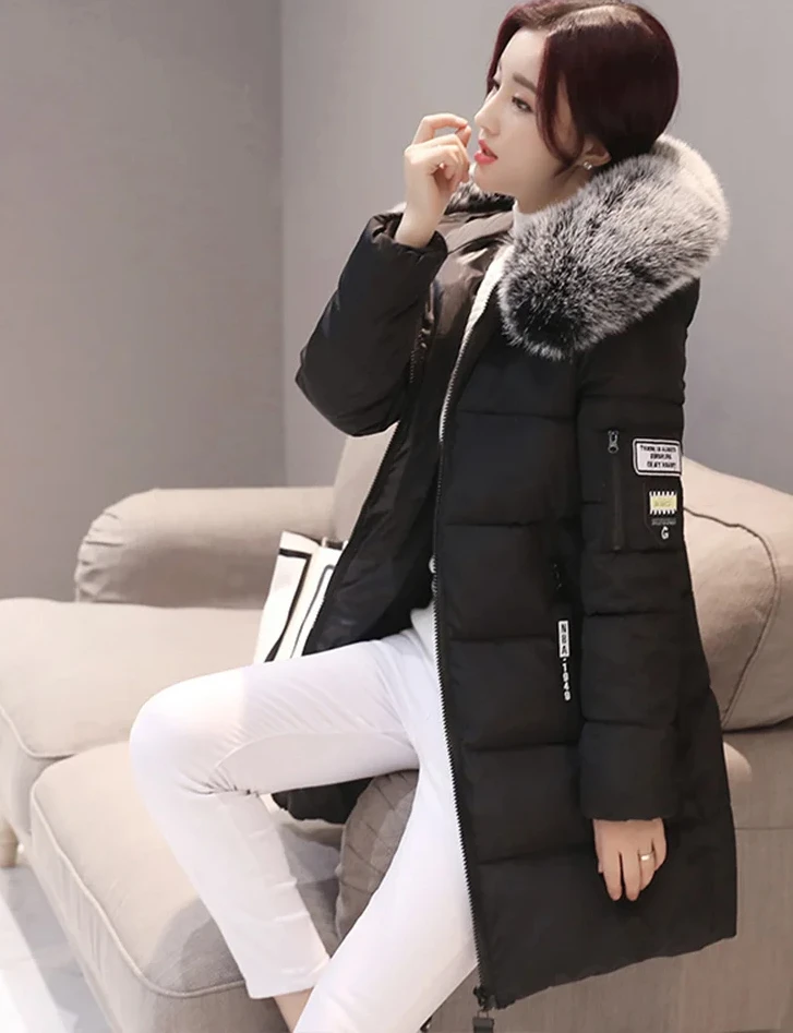 

Women Winter Black Fur Collar Hooded Parka Fashion Female Coats Letter Patch Zipper Pockets Long Jacket Elegant Slim Warm