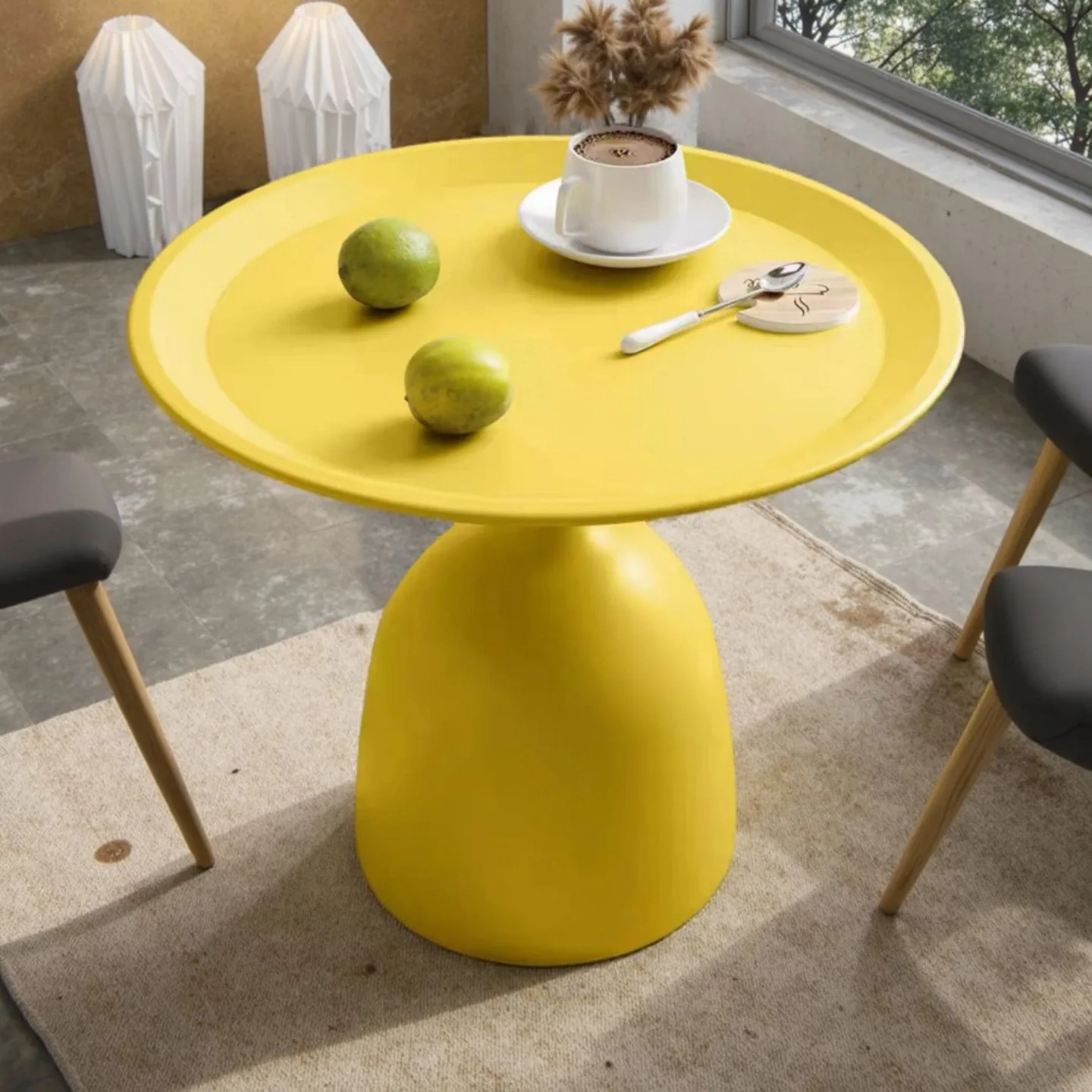 

Modern Cream Iron End Table Compact Coffee Table for Small Space Home Hotel Bedside Tray Stand