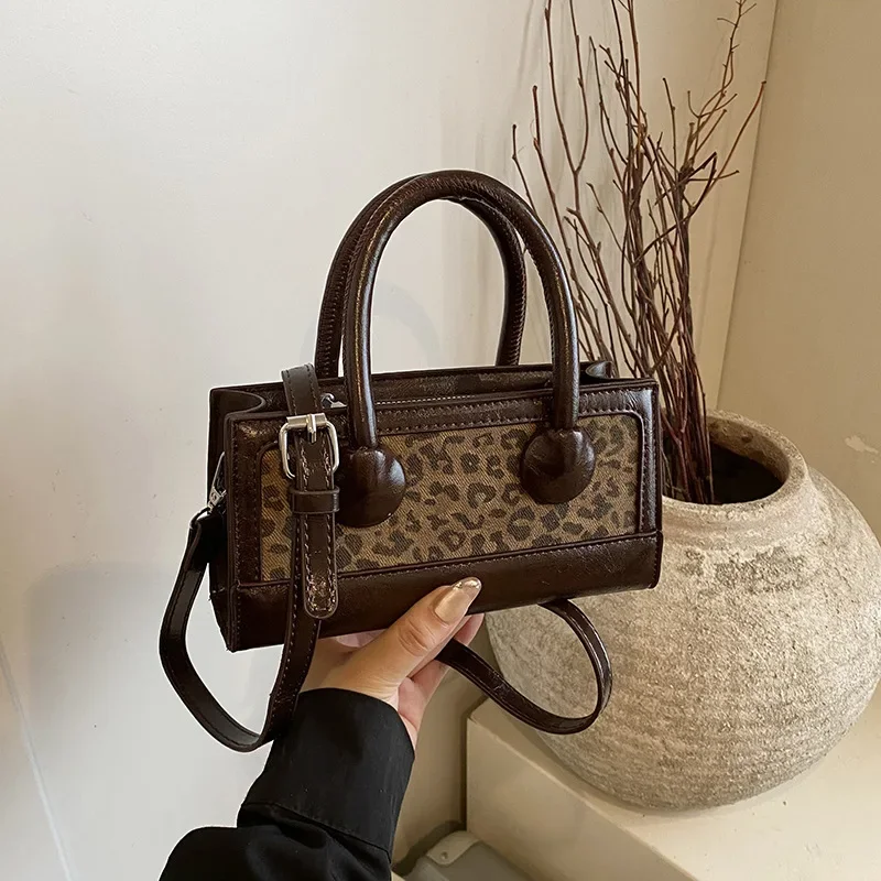 حقيبة يد نسائية ريترو فاشن بطبعة الفهد مربعة صغيرة عبر الجسم حقيبة كتف إكسسوار أنيق للاستخدام اليومي #2