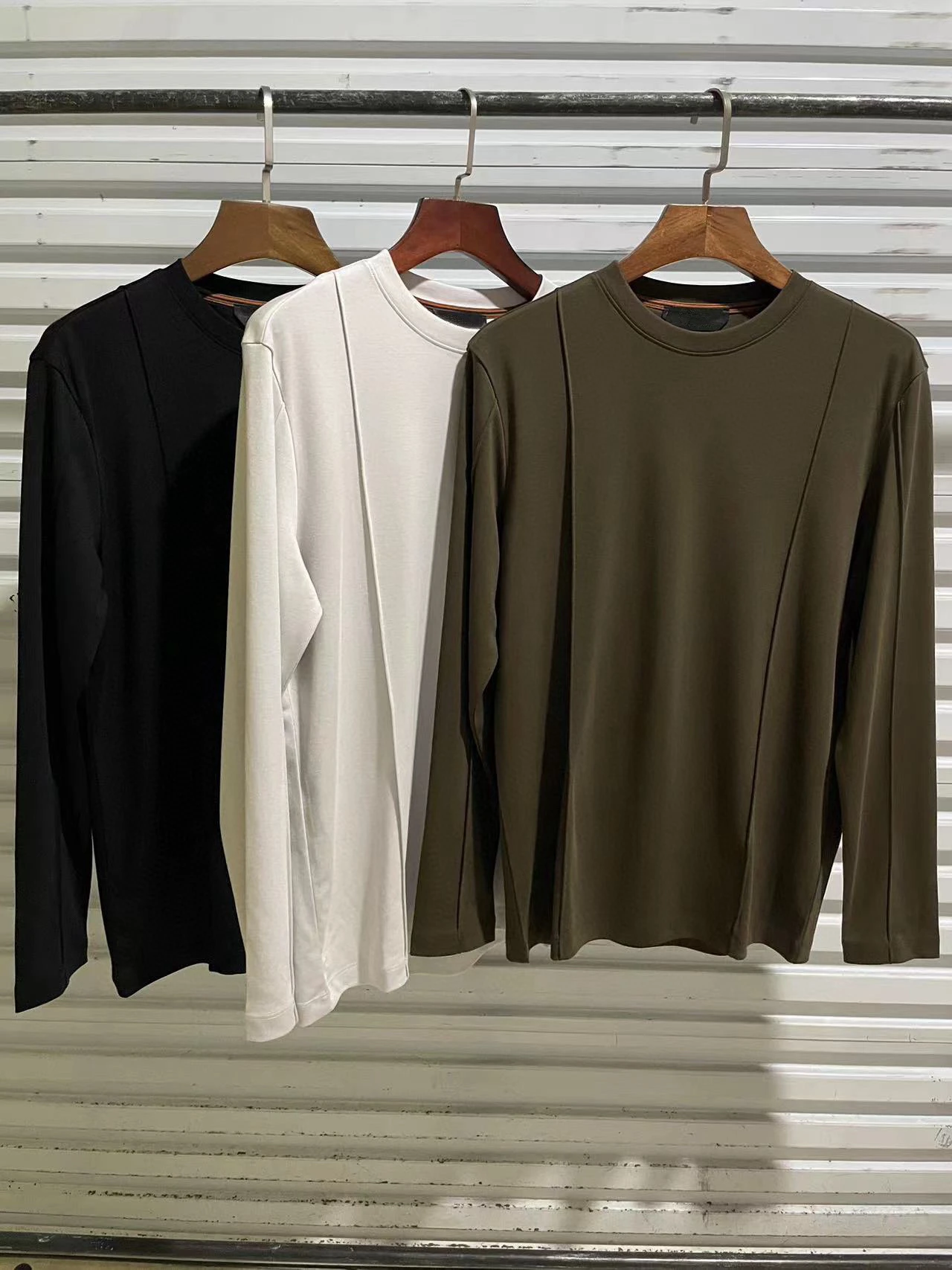 

Men's Faionable Casual Long Sve round Ne T-irt Cotton Blend Base Layer Top Simple Design Comfortable Breathable