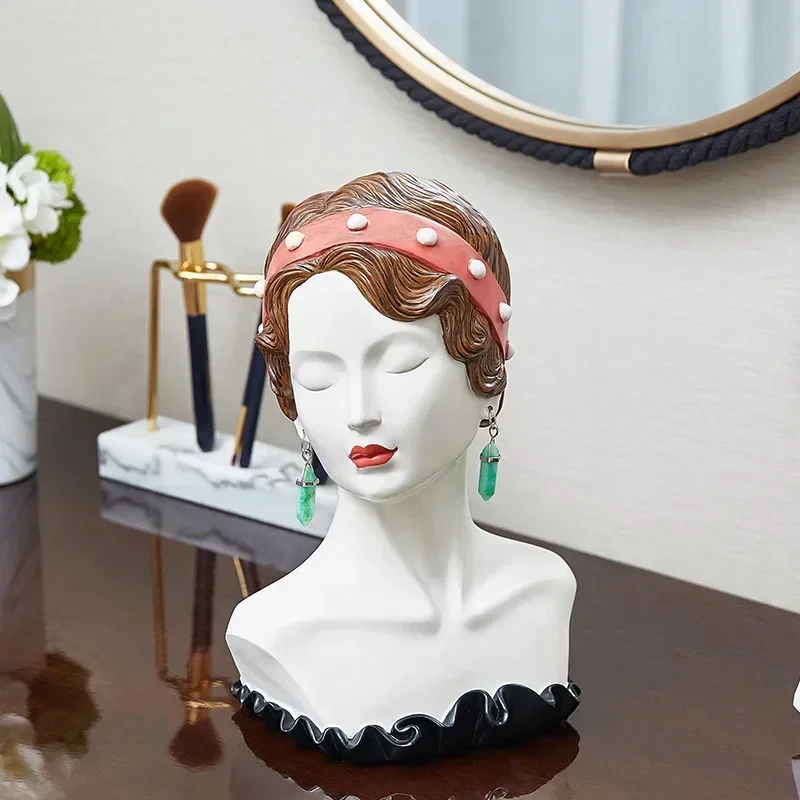 Nordic Resin Annie Beauty Figurines Crafts Porch Cabinet Furnishing Decoration Home Livingroom Desktop Woman Statue Accessories