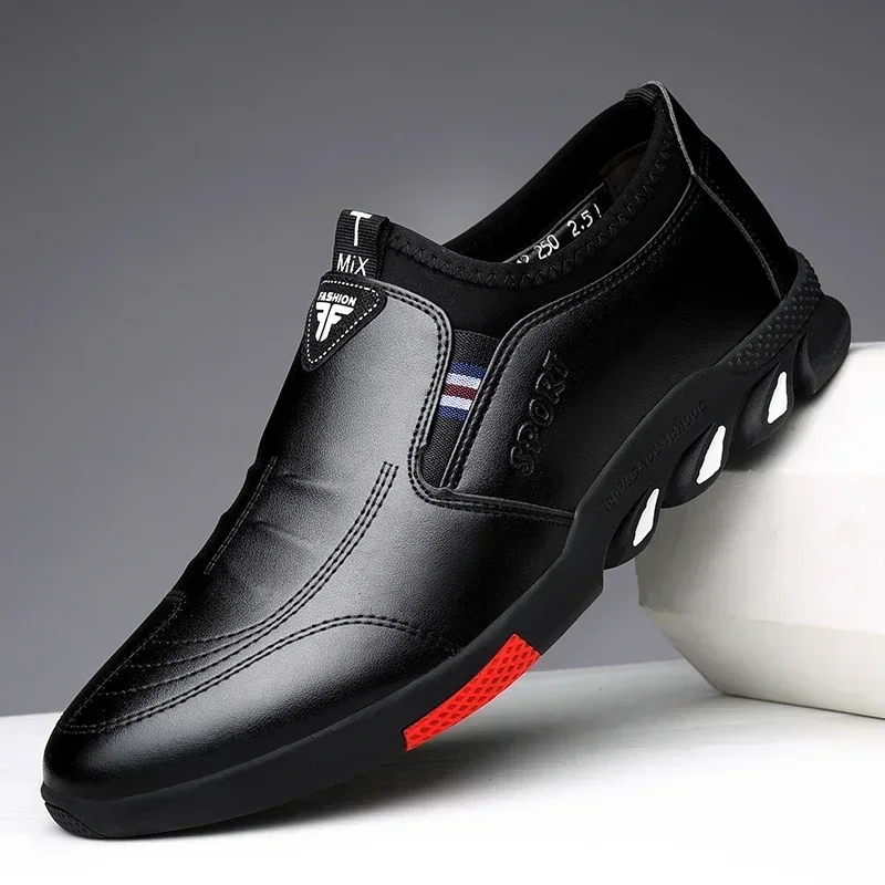 Męskie skórzane buty codzienne Wiosna 2025 Buty męskie Wygodne buty robocze Silp na płaskiej podeszwie Męskie miękkie antypoślizgowe buty letnie na płaskiej podeszwie