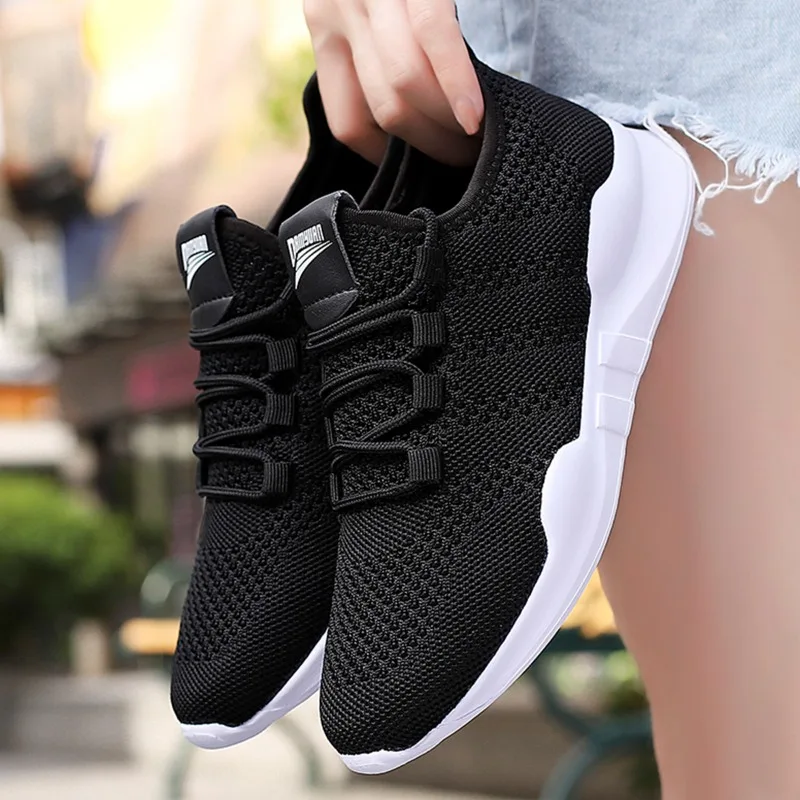 Fujeak Women Running Shoes Breathable Sneakers design Tennis Trainers Lightweight Casual Sports Male Lace-up Anti-slip Shoes