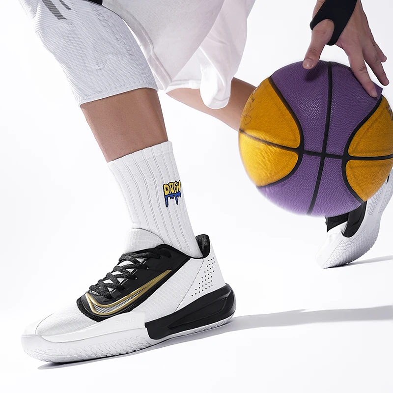 Student basketball shoes resilient shock absorbent wear breathable soft sole non-slip sports shoes game training casual shoes