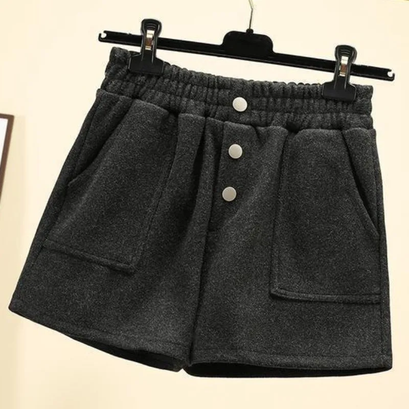 

Cozy Woolen Shorts Women Autumn with Button Design Elastic Waist Classic Retro Stylish Korean Style High Street Elegant Feminine