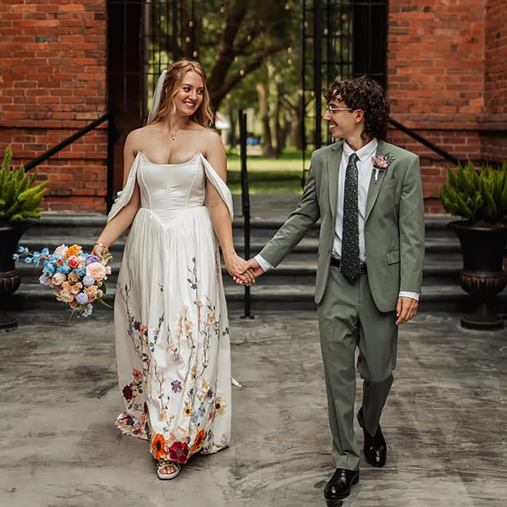Off Shoulder Embroidered Flower Colored Scoop Wedding Dress Customized Big Size Fallen Sleeves Simple Unique 3D Lace Bridal Gown