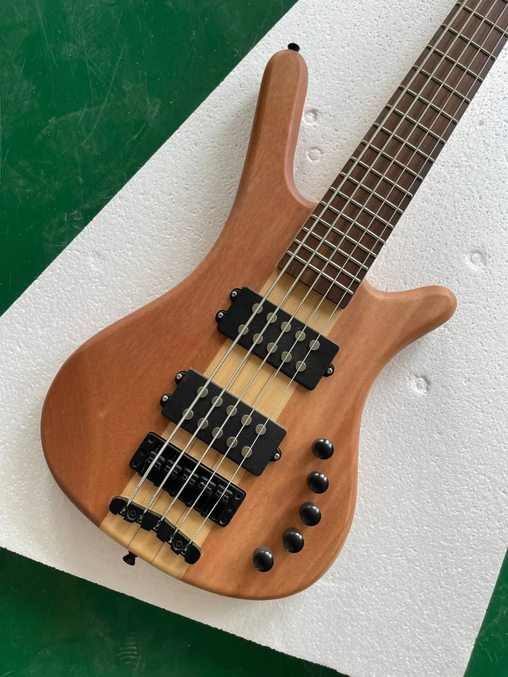 5 Strings Electric Bass Guitar,Neck through body,Rosewood Fretboard Black Hardware,Provide customized service