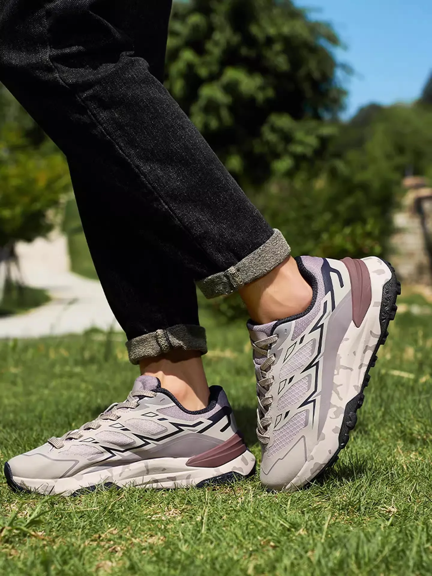 

Bestselling Breathable Professional Comfort Lightweight Running Shoes for Long-Distance Training Excellent