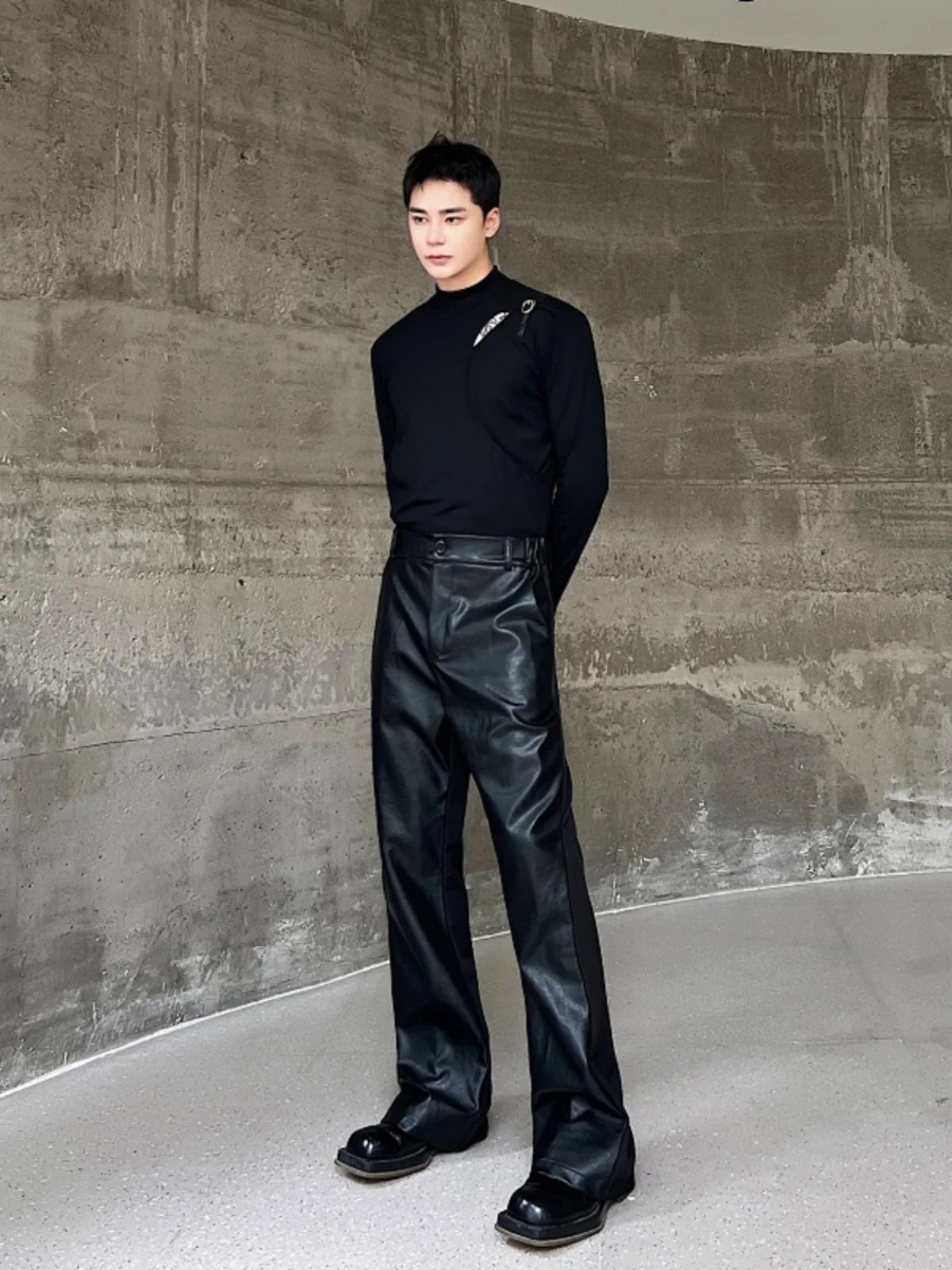 

High Waist Loose Fit Straight Leg PU Leather Pants Men's Casual Long Trousers Trendy Slimming Design Sensation Youthful Energy