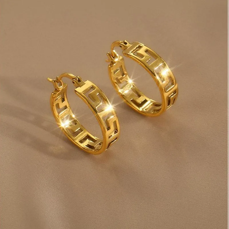 ORZTOON 2024 New Fashion Exquisite Gold Color Hollow Simple Earrings For Women Light luxury Wedding Party Jewelry