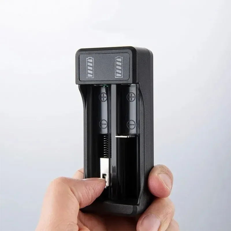 Dual 18650 Battery Charger Black 1 Slots For 18650 Charging 4.2V Rechargeable Lithium Battery Charger for Laser 303 Flashlight