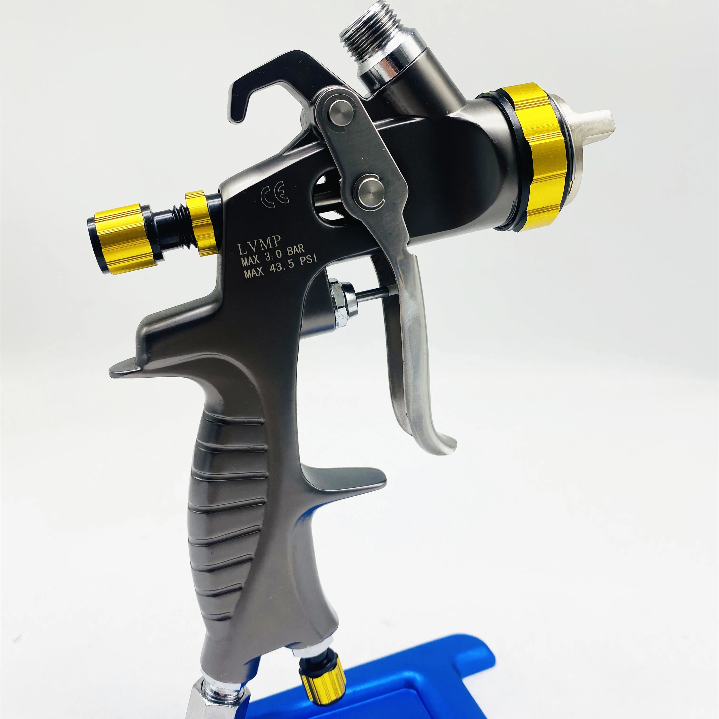 DEWELES High Quality Hvlp Paint Spray Gun with 1.3mm Nozzle And 600cc 931G Automotive Paint Gun Pneumatic Tools For Car Painting