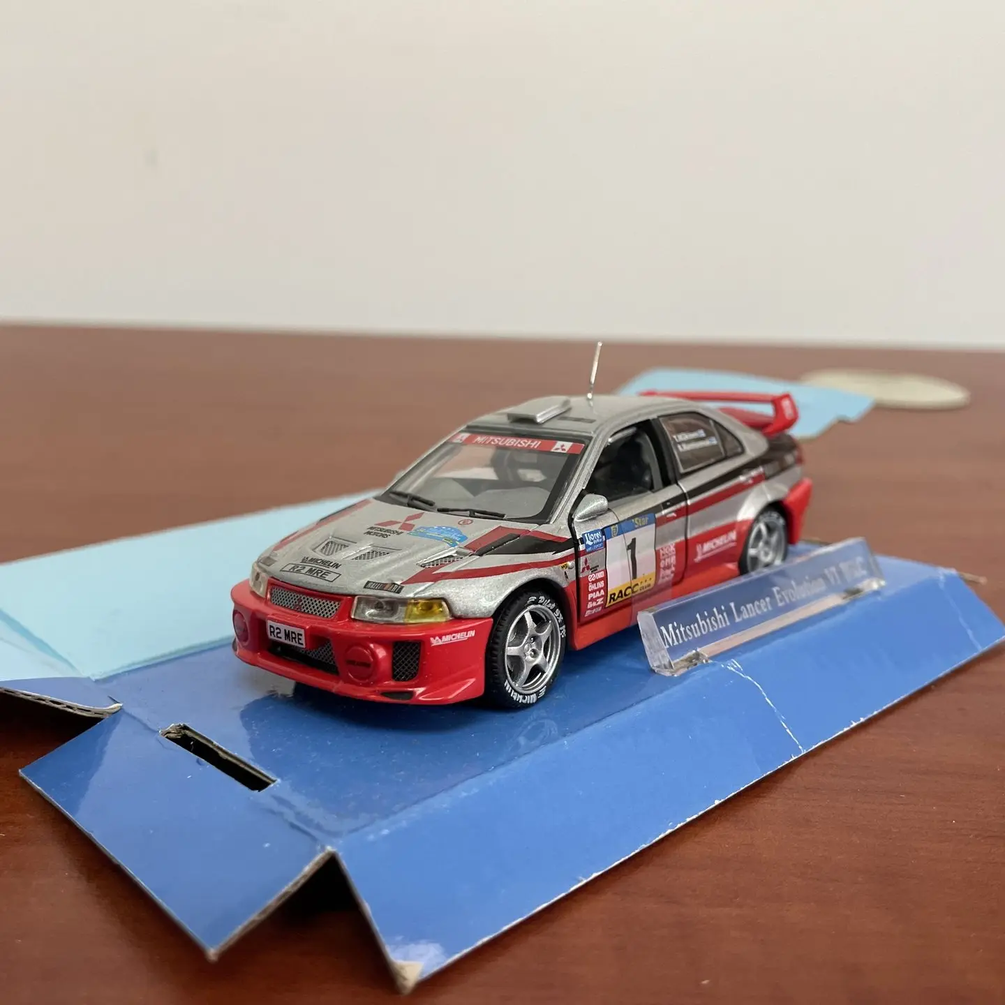 カラマ-1-43スケール-ダイキャスト合金-ランサーエボリューションvi-wrc-おもちゃ-レーシングカーモデル-クラシック-ノスタルジア-大人向けギフト-記念品-静態ディスプレイ