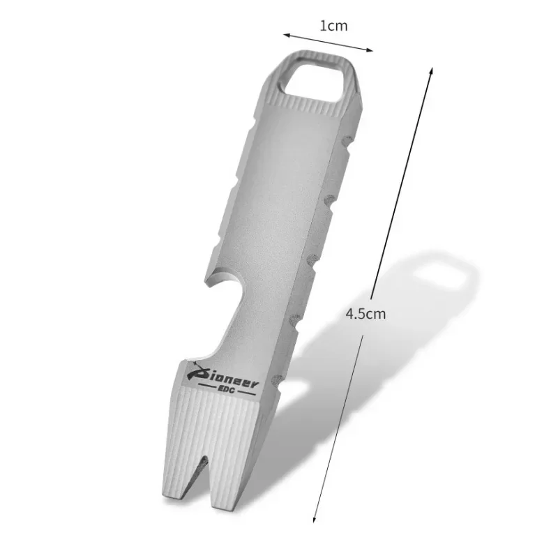 New Practical Titanium Alloy Mini Fashion Pry Bar Bottle Opener EDC Personalized Titanium Alloy Fashion Accessory Pendant