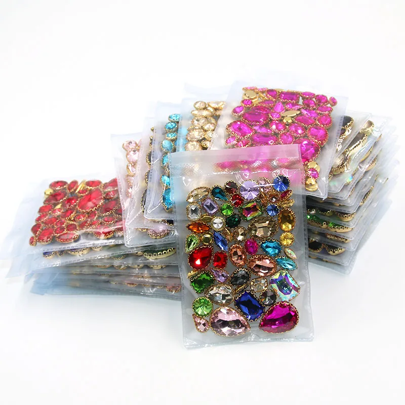 New Arrival 50 sztuk/worek Mix kształt kryształowe kamienie szycia złote koronki oprawa w krapach szkło Rhinestone Diy buty odzież akcesoria