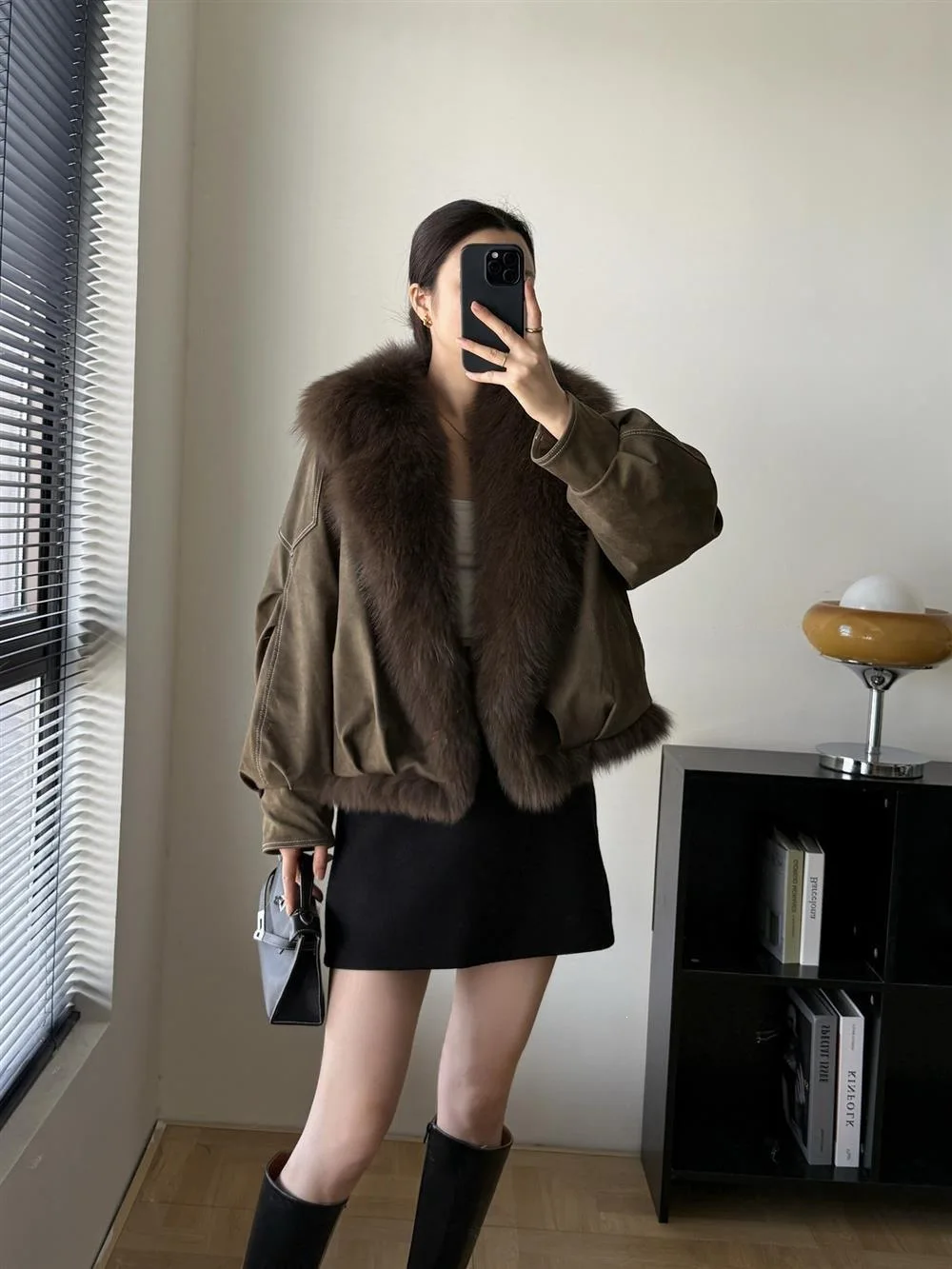2026 Winter New Solid Color Fur Collar Splicing Versatile Short Jacket Women's Long-sleeved Parker Thickened Down Cotton Jacket
