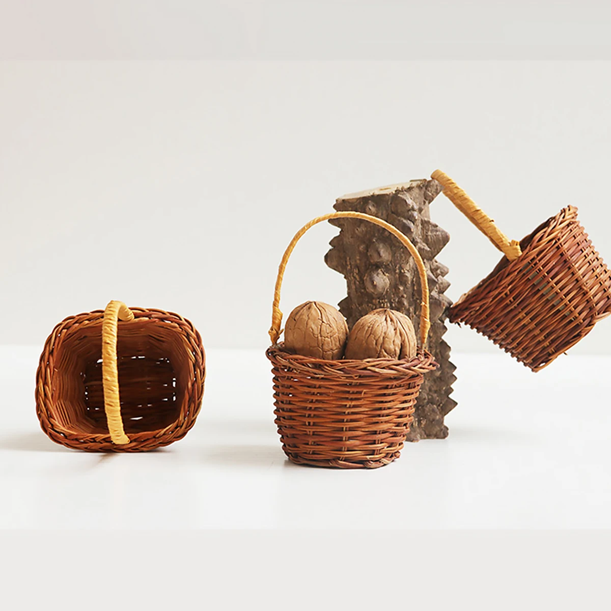 

Mini Basket friendly Rattan Small Desktop Children Mini Children Basket Walnut Decor Creative Photo DIY Prop Storage