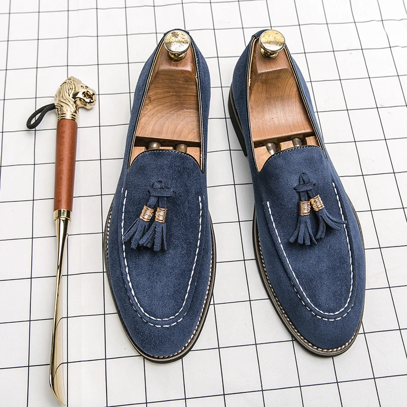 Spring and Autumn Loafers Men's Slip-on Light Blue Tassel Fashion Suede Men's Shoes Thick Bottom Pointed Toe Designer Men Shoes