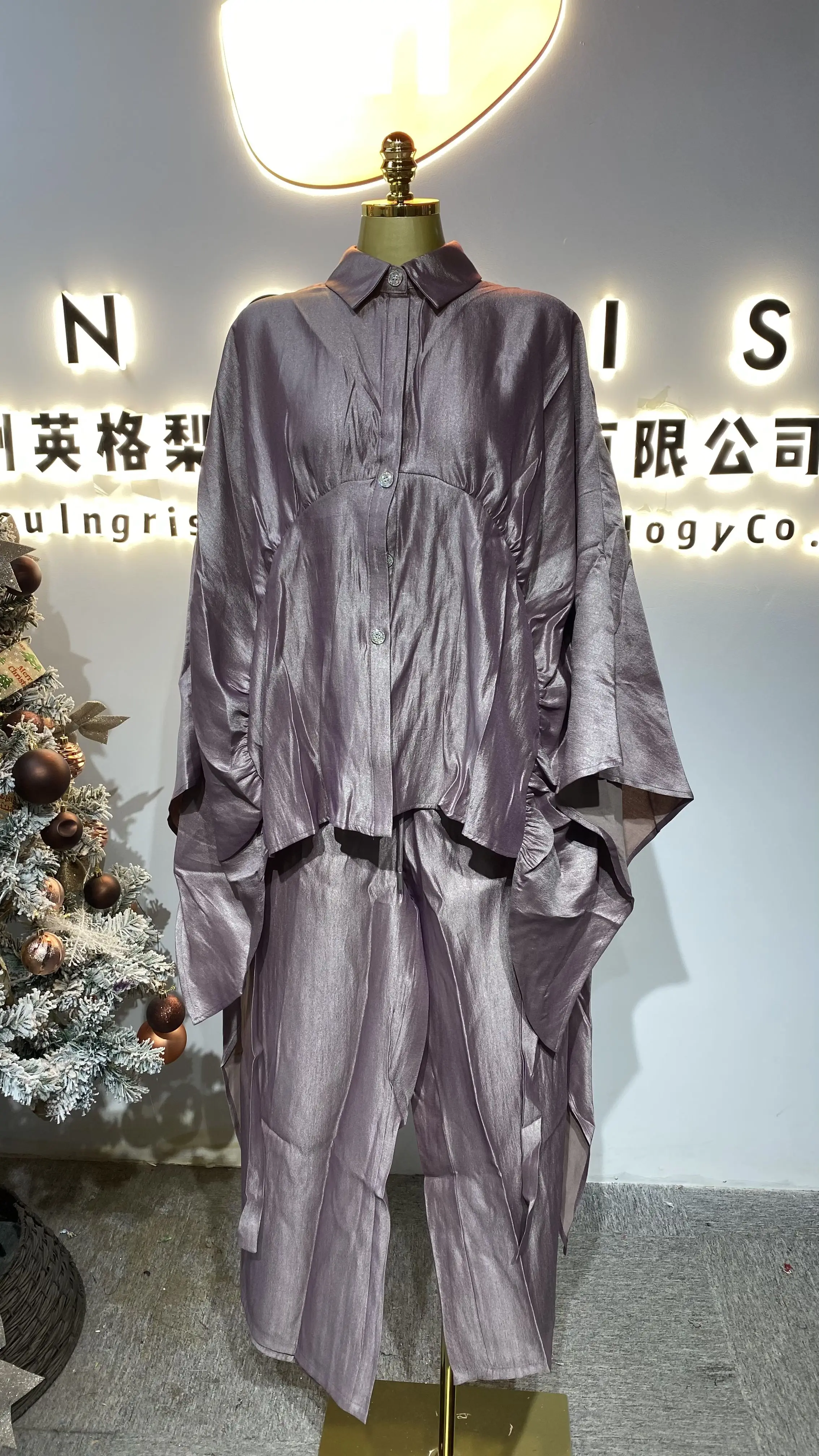 

2026 New French Minimalist Contrast Short Sleeveless Knit Cardigan Top and Skirt Set-GZXX621