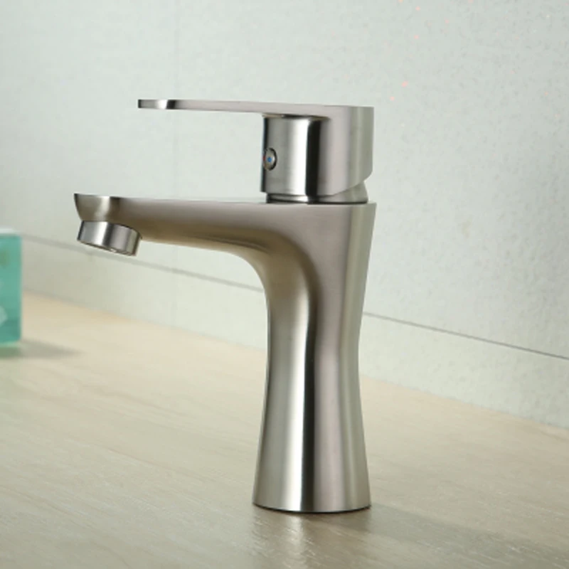 Bathroom Sink Faucet Chrome Solid Brass Single Handle Bathroom Faucet For One Hole Sink Waterfall Sink Faucet with cUPC Certifie