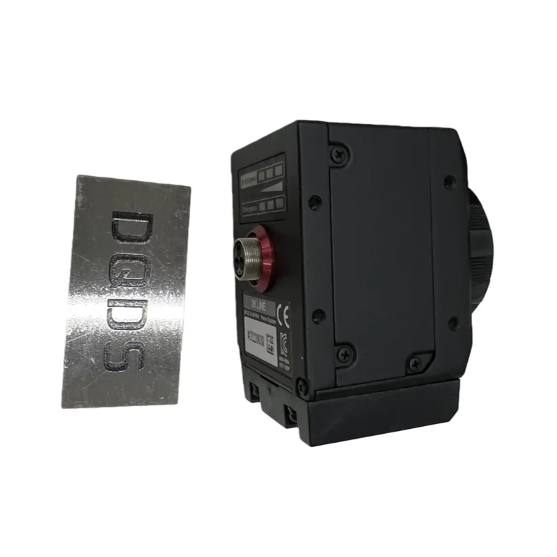 High Quality Original KEYENCE CA-HL02MX the 2000 Pixel Line Scan Camera Is Equipped with an LED Indicator
