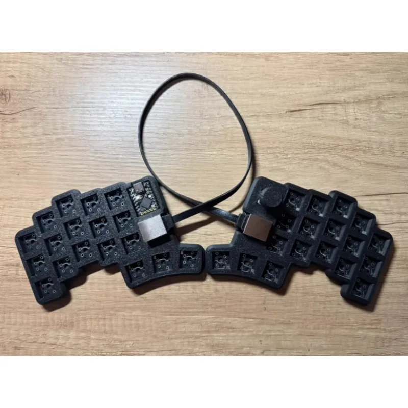 Cheapino V2 Newcomer Keyboards Kit Custom Wired Hot-swap Split Keyboard 3D Printing PLA Material Support Vial Change Key Gifts