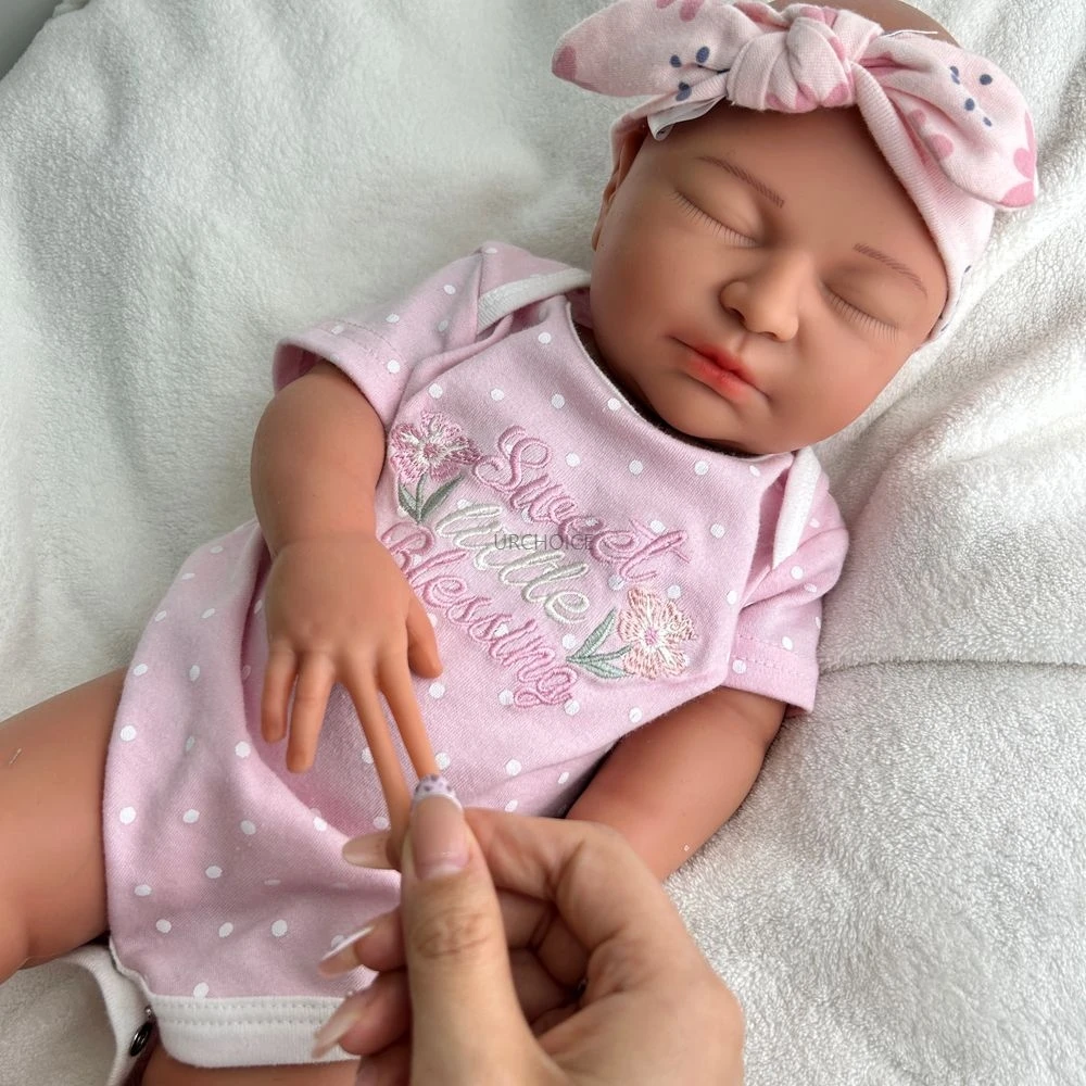 Lavable 22 pulgadas bebé niña realista de silicona renacido muñeca suave textura exquisita detalles muñeca para compañero colección niños juguete