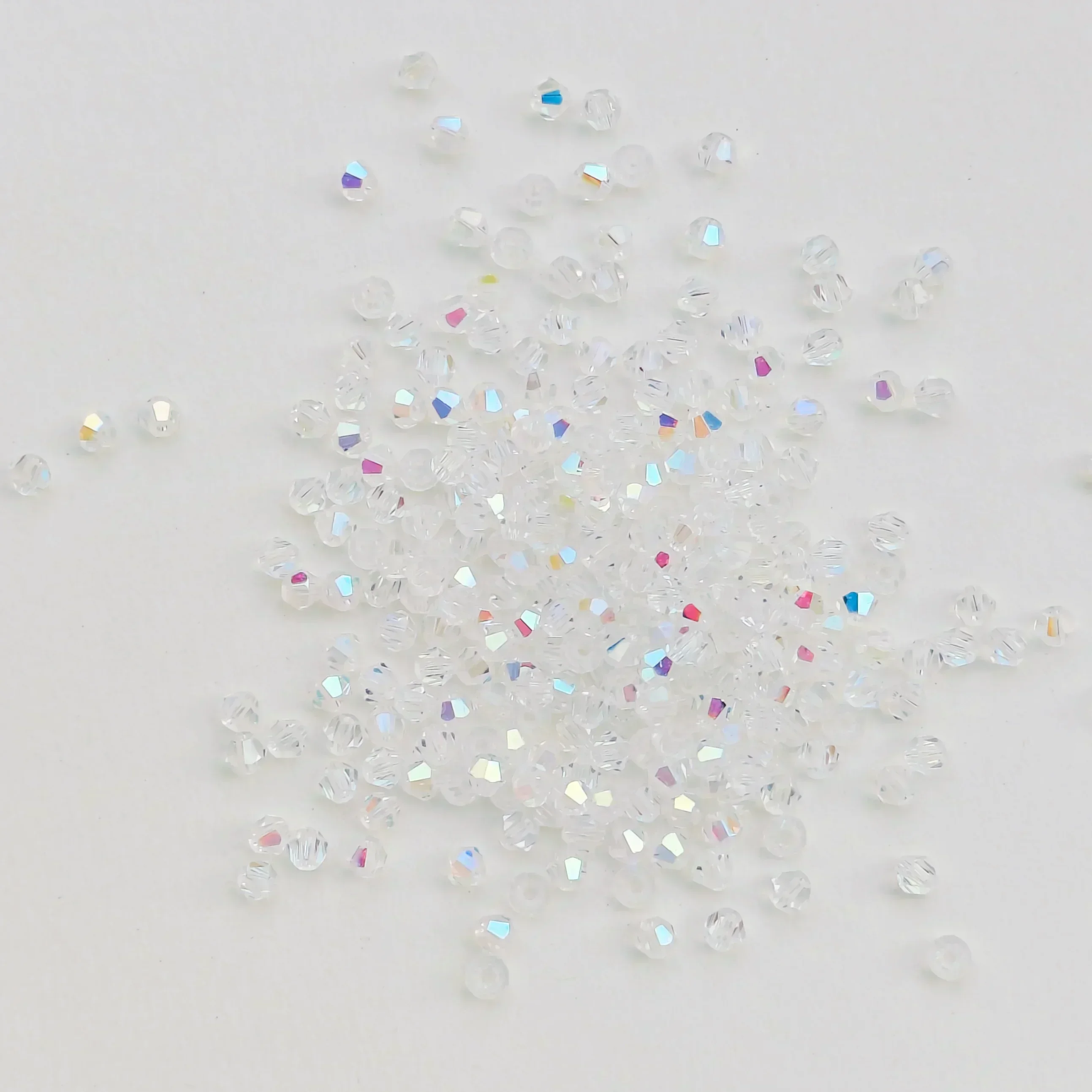 100 Stück Bunte Bicone-Glasperlen Glänzende Kristallperlen Lose Abstandhalterperlen für Schmuckherstellung Armband Halskette Anhänger Zubehör