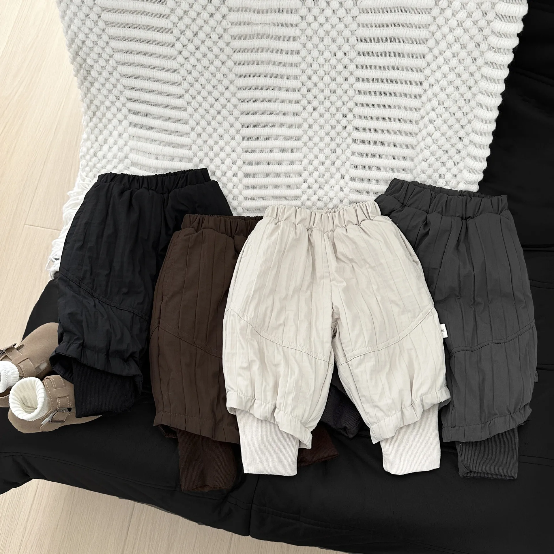 

2025 Winter New Baby Cotton Padded Pants Solid Boys Casual Pants Infant Girls Plus Velvet Thick Warm Trousers Toddler Clothes