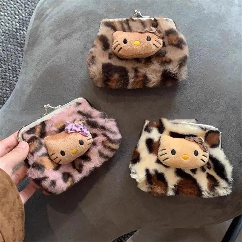 かわいいサンリオハローキティ黒肌ヒョウ柄ぬいぐるみ小銭入れ財布ポータブルイヤホン収納袋女の子の誕生日プレゼント