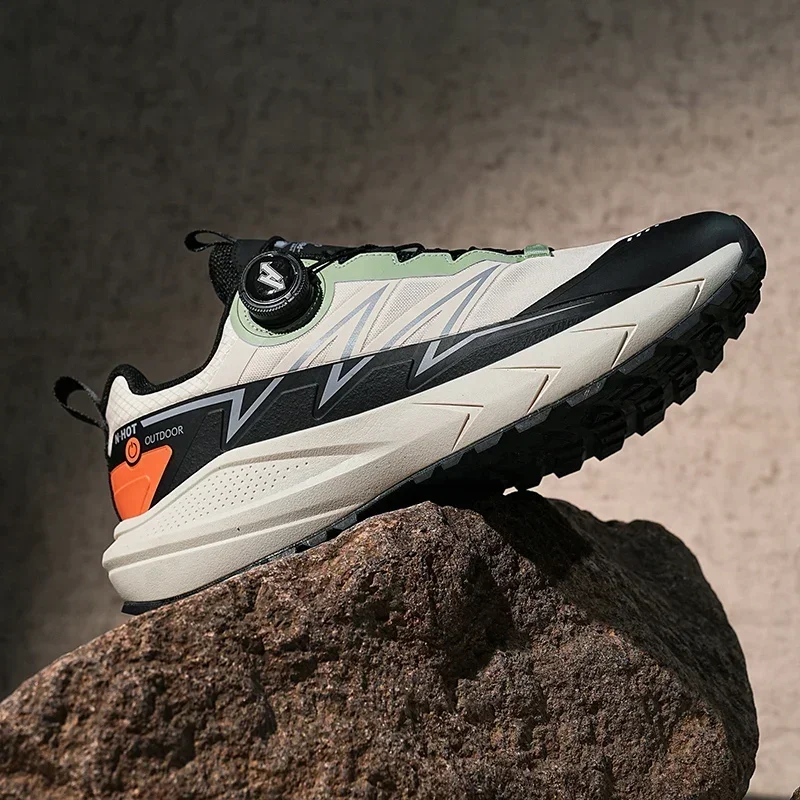 

High Quality Men's Outdoor Hiking Shoes Rubber Non-slip Climbing Mountains Sneakers Men Comfy Soft Midsole Mesh Breathable 39-45