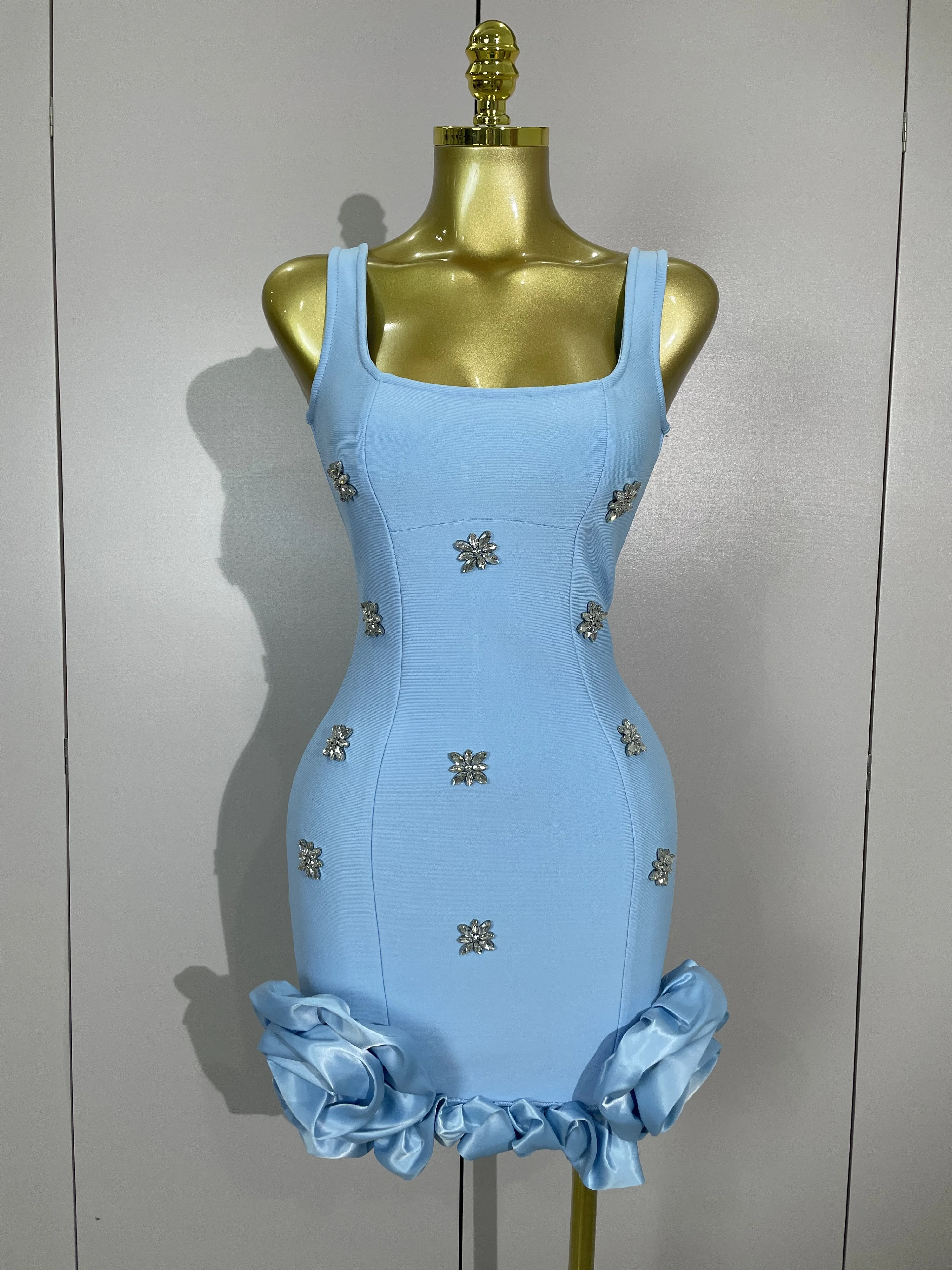 

New STyle 2025 Shining Crystal Women Sleeveless Bodycon Mini Bandage Dress Elegant Ruffles Cute Celebrate Birthday Party Dress
