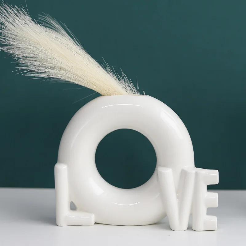 

Романтическая фарфоровая ваза с надписью «Love», Керамика ручной работы, кувшин для букв и цветов, Свадебный декор, подарок на день Святого Валентина, крафтовое украшение