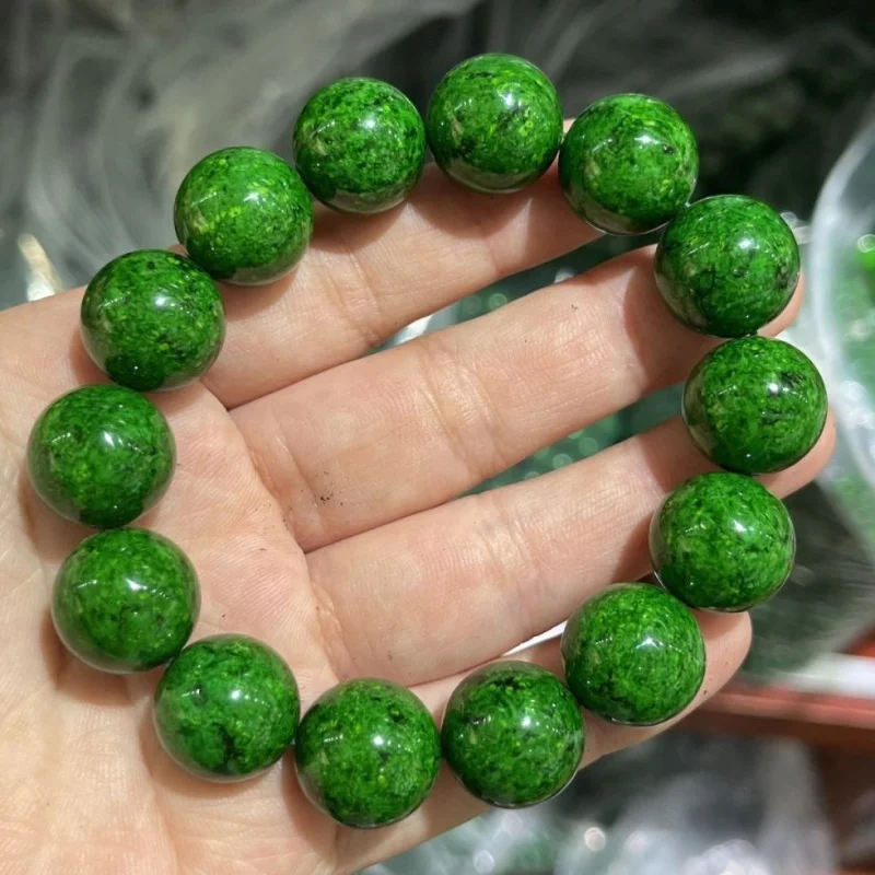 

Браслет из оленьих рогов с одной цепочкой из бусин, имитация резьбы по кости яка, осенний оленьий узор