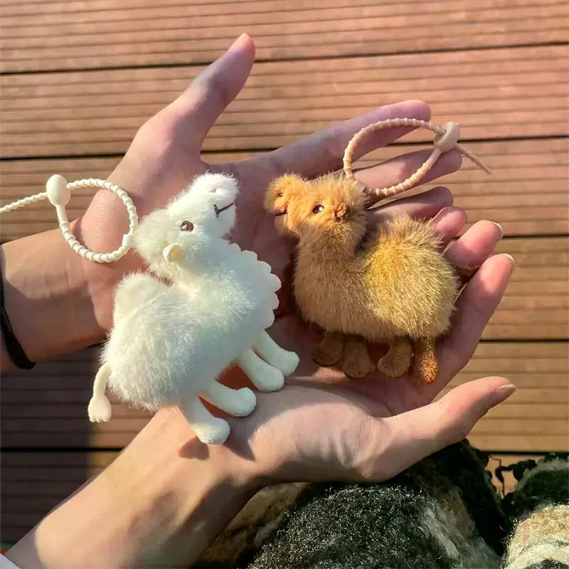 Porte-clés chameau en peluche, 1 pièce, joli Animal en peluche, pendentif de sac, décoration de sac d'école, breloque pour Couple, cordon de serrage