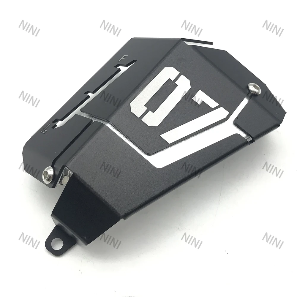 

Motorcycle For Yamaha MT-07 FZ-07 MT07 FZ07 2014-2016 2017 2018 2019 2020 2021 2022 Engine Coolant Recovery Tank Shielding Guard