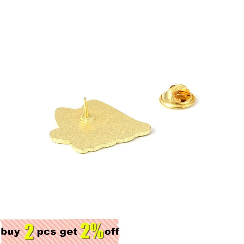 الكرتون القط المينا دبابيس لطيف أسود أبيض الحيوان شارات هالوين شبح مجوهرات التلبيب الملابس حقيبة قبعة الظهر هدايا للأصدقاء