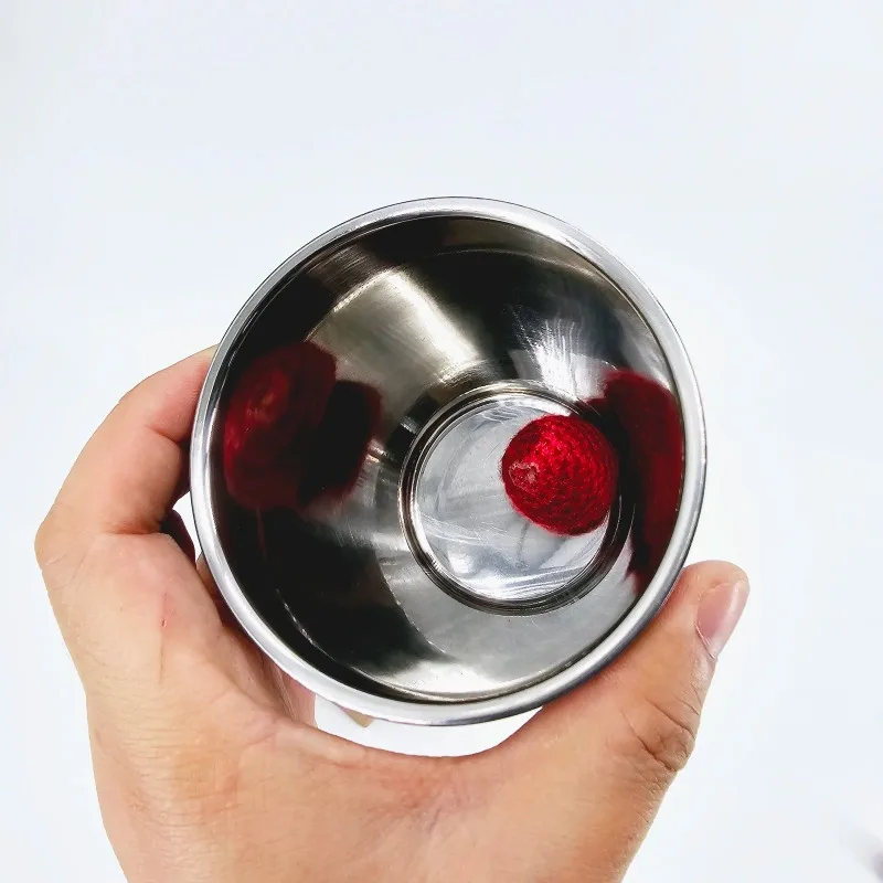 

Большая чашка для измельчения, фокусы - роскошная чашка с широким горлышком и шарики, магнитная для сценического реквизита крупным планом, фокусника, иллюзия, трюк, реквизит