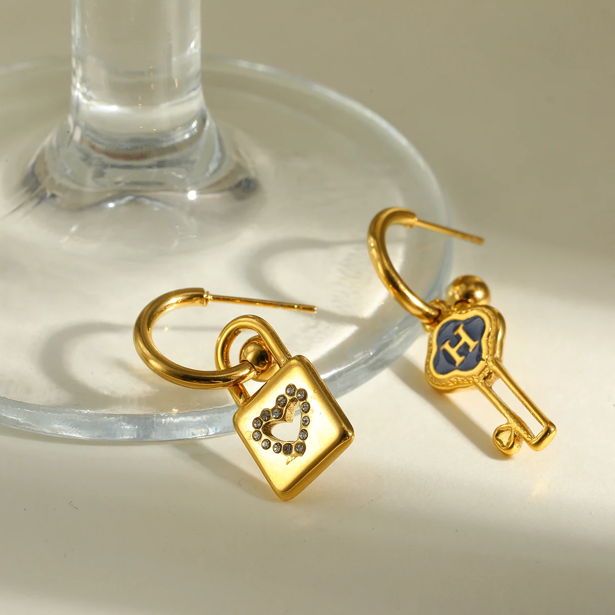 

Women's Punk Geometric Hoop Earrings Set Vintage Bohemian Asymmetric Dangle Earrings Stainless Steel Fashion Jewelry Daily Wear