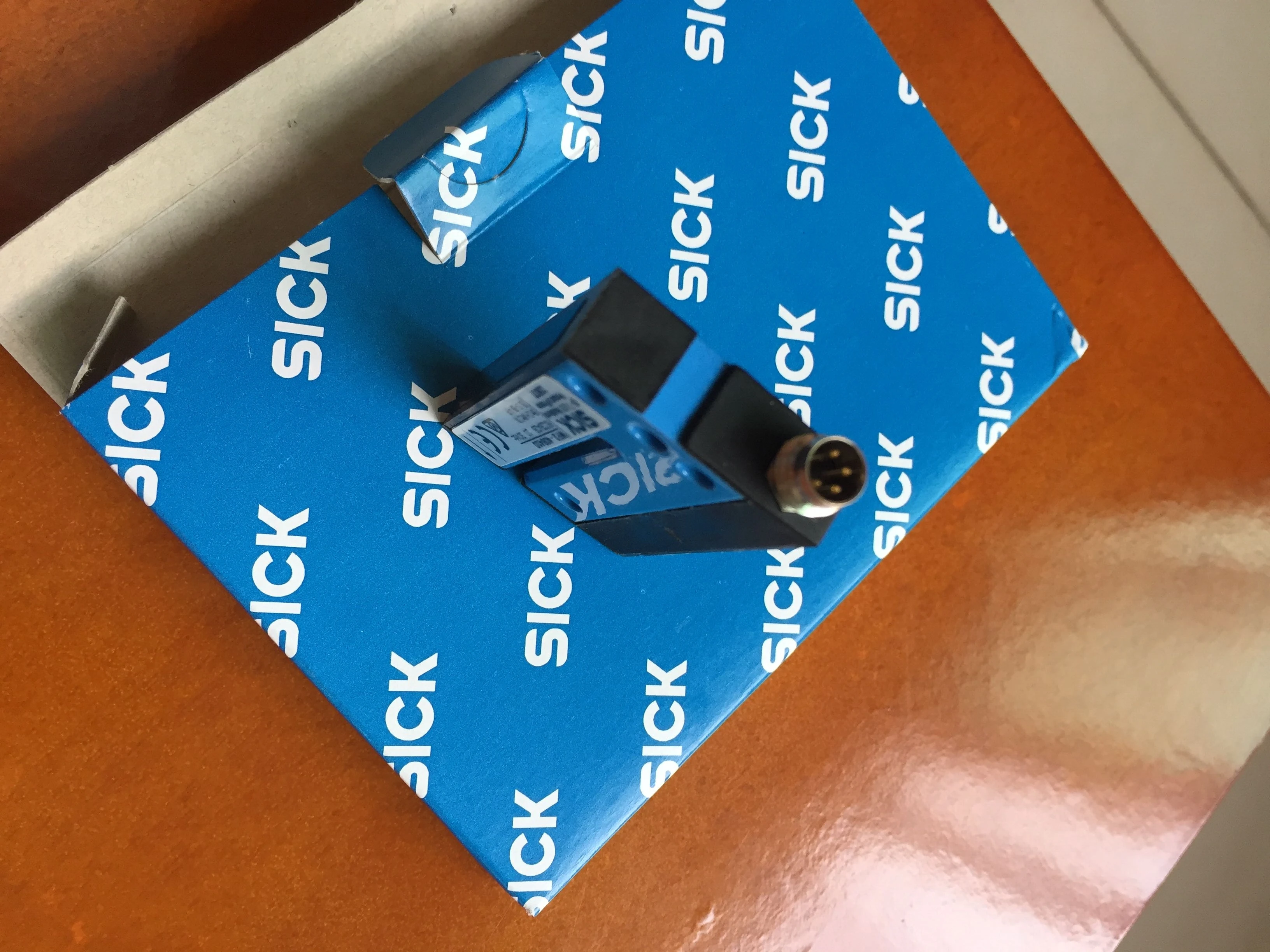 WF2-40B410 Sike SICK Label Sensor Wf2-40b410 Label Eye