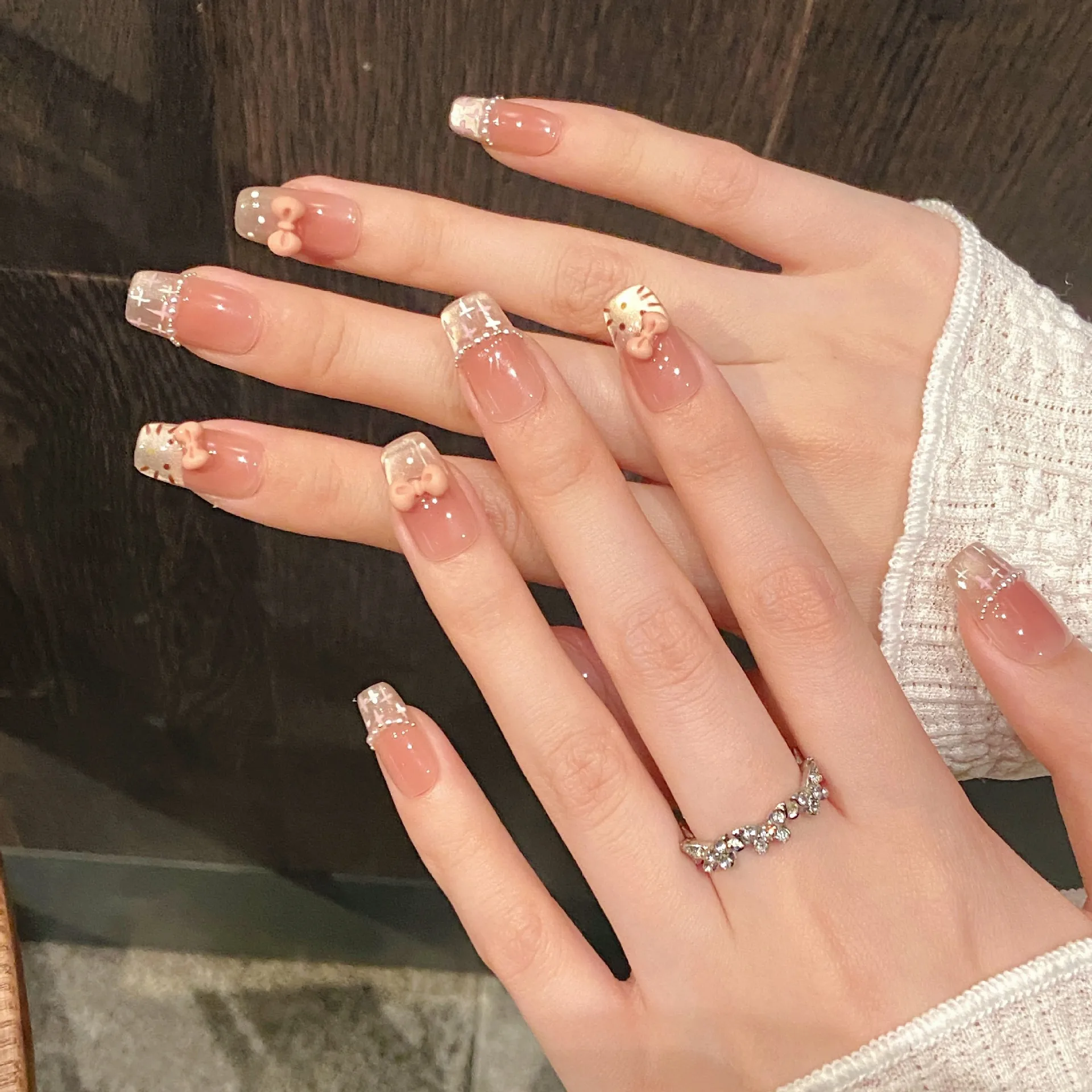 10 stuks handgemaakte pers op nagels Cat Blush Franse Cat Eye roze strik volledige dekking nageltips voor dames en meisjes verwijderbare draagbare nagel