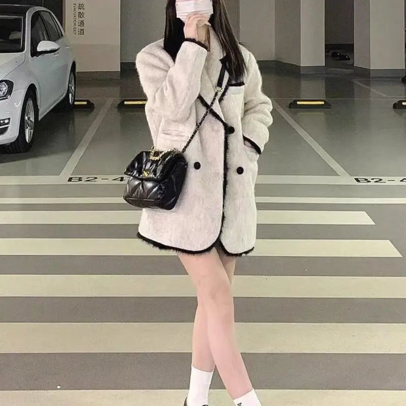 Rice Apricot Suit Woolen Coat Female 2024 New Fashion All-match Loose Casual Jakcets Women Small Fragrance Woolen Short Tops