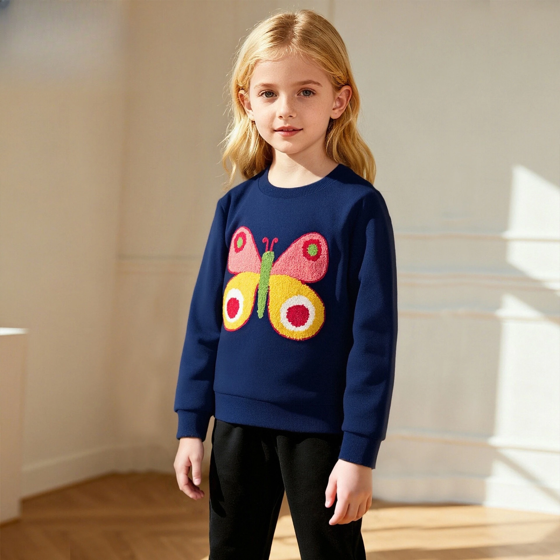 

2025 children's cartoon butterfly design sportswear cotton spring and autumn top girls' gray shirt