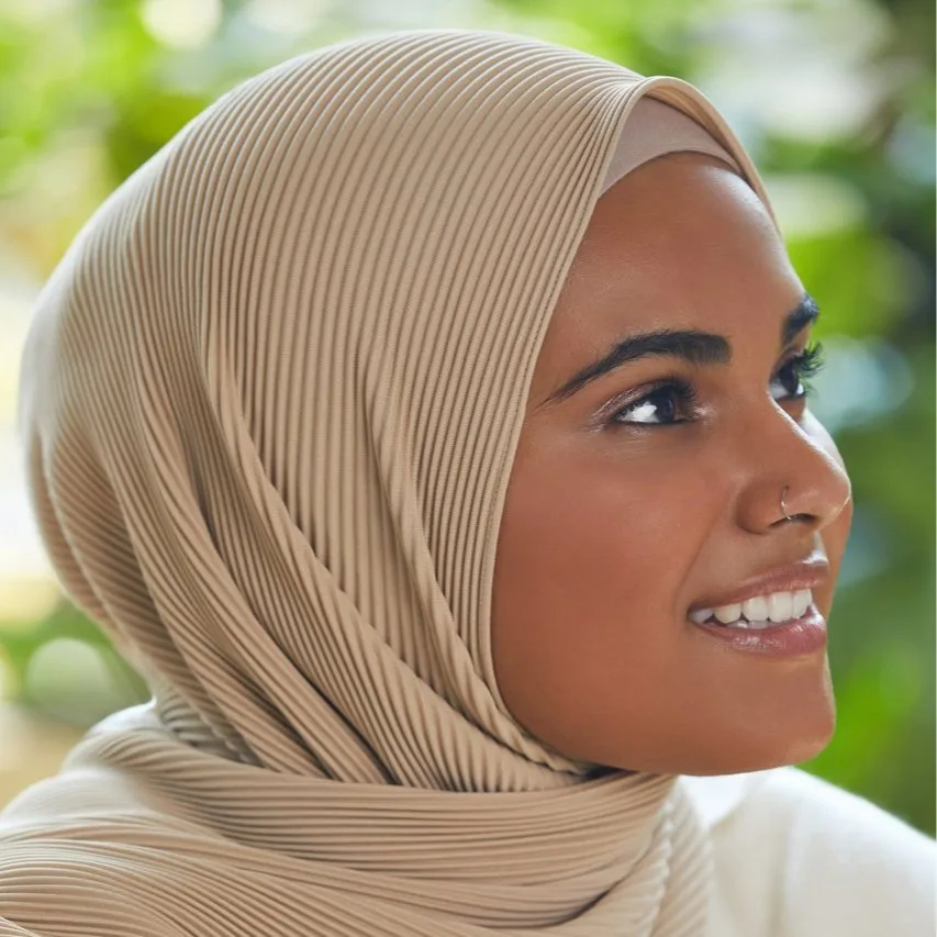 

Solid Pleated Voile Scarf Stripe Muslim Women Hijab Wrinkle Shawls Wrap Woman Plain Crinkle Turbante Long Headband Maxi Wrap